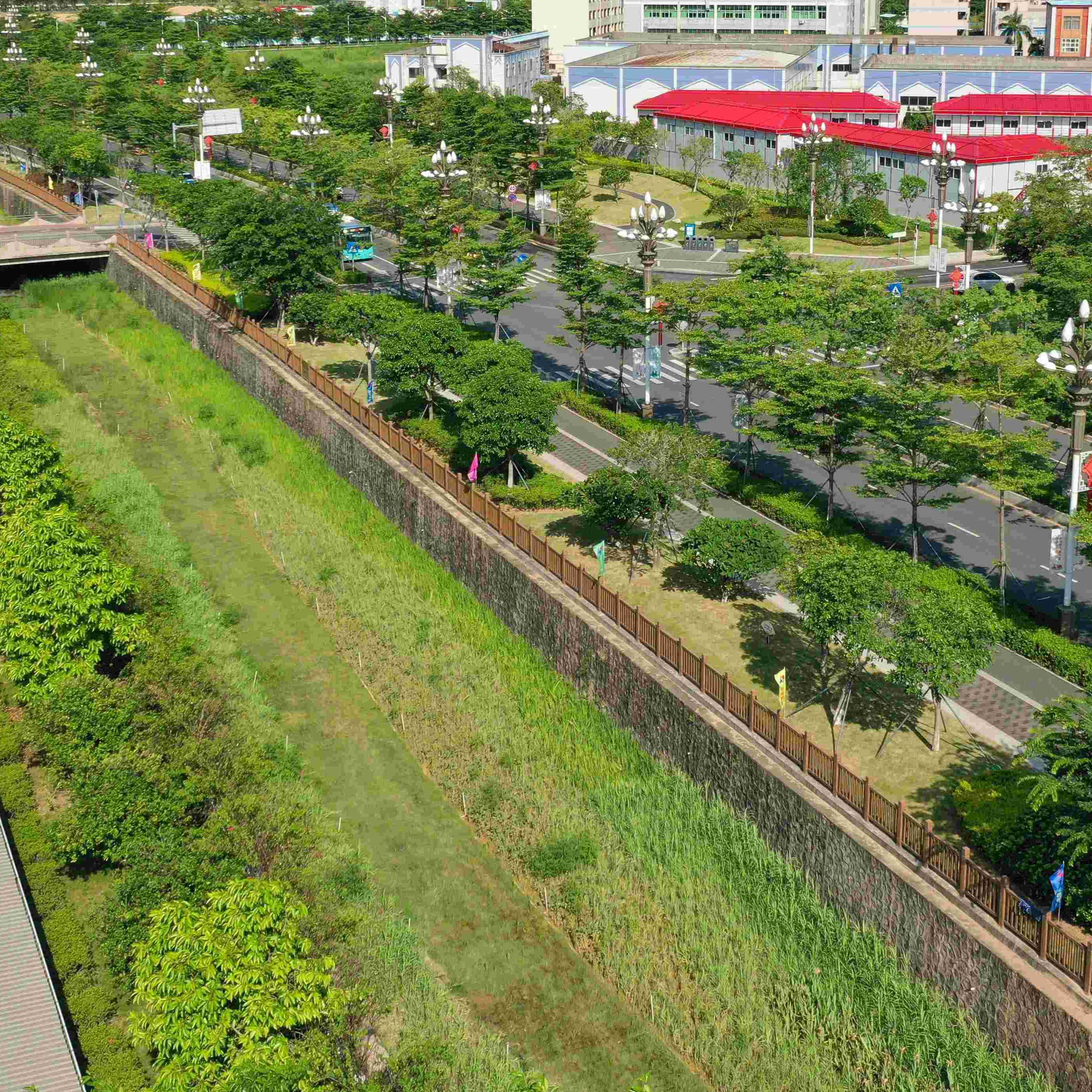 公明排水路水辺公園