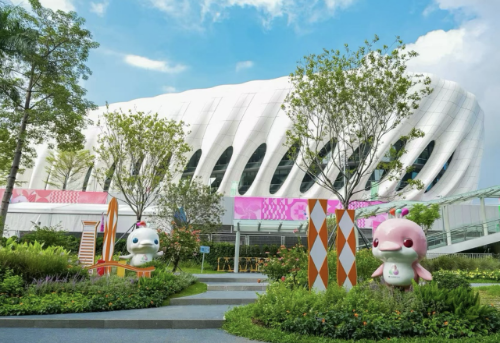 位于深圳福田区的深圳市体育中心全面开启“全运时刻”。